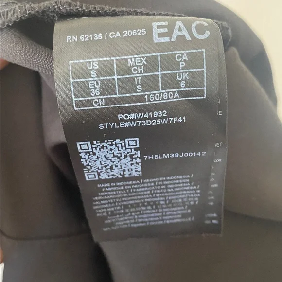 Guess Black Sleeveless Romper with Front Zip - Picture 16 of 16